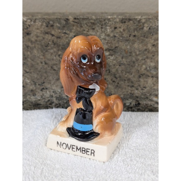 Norcrest Other - Norcrest Calendar Birthday November Dog Figurine A646 Thanksgiving Pilgrim Hat